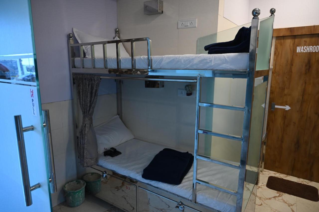 Sagar Dormitory Andheri - Nearest To Andheri Railway Station West Mumbai Kültér fotó