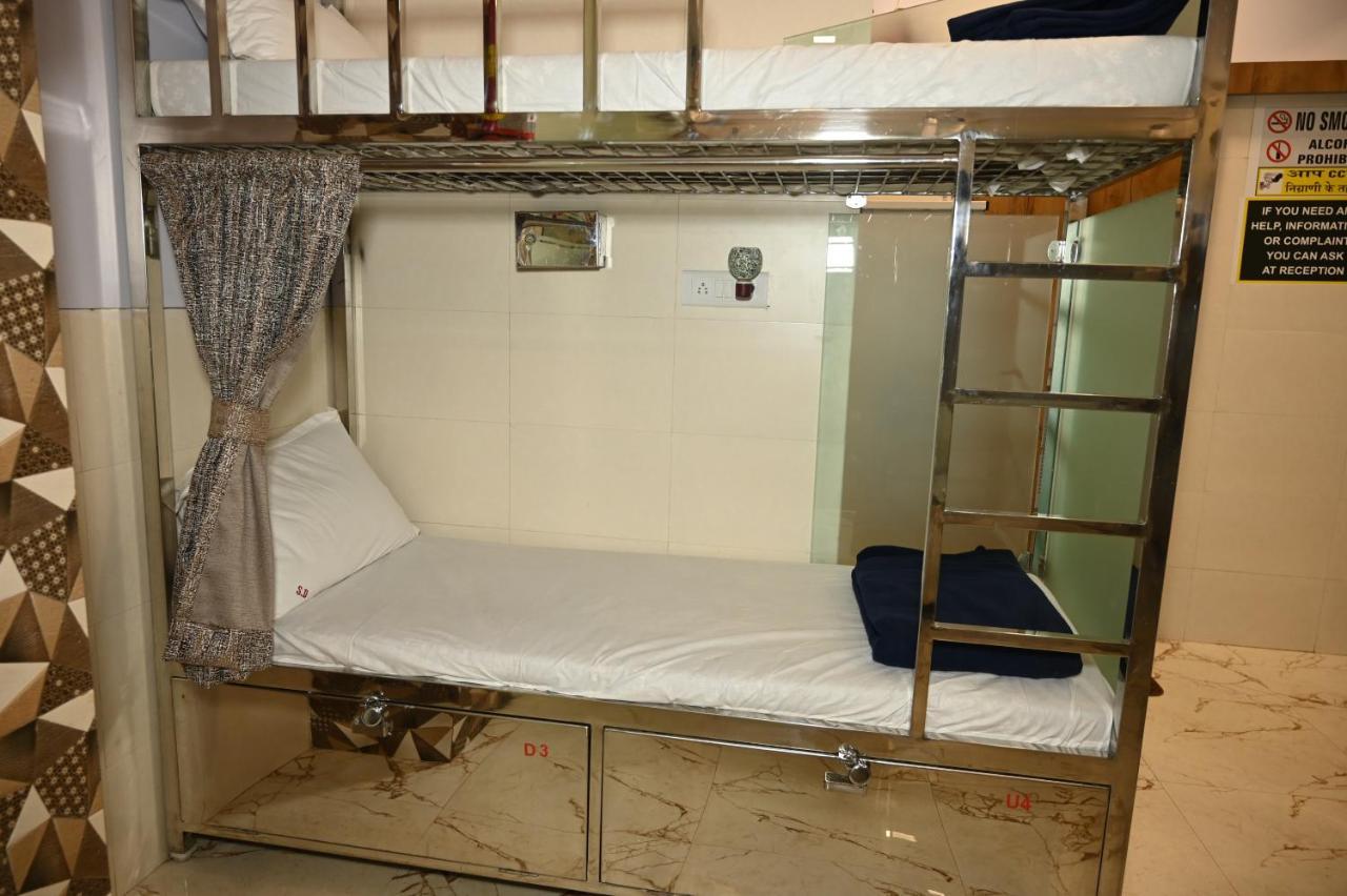 Sagar Dormitory Andheri - Nearest To Andheri Railway Station West Mumbai Kültér fotó